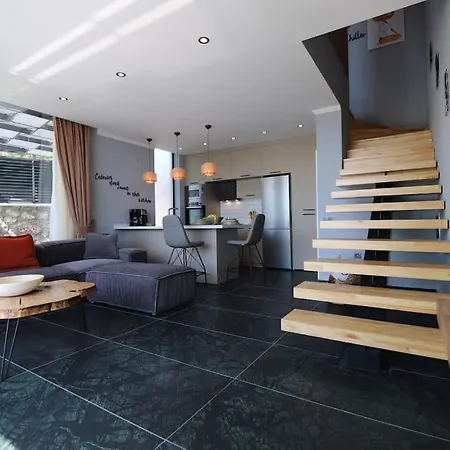 Villa Mermaid. Doganin Icinde Size Ait Huzur Dolu, Modern Bir Ev.