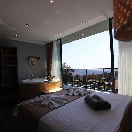 Mermaid. Doganin Icinde Size Ait Huzur Dolu, Modern Bir Ev. Villa